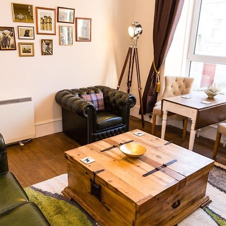 Stylish 2 Bedroom, City Centre Apartment Aberdeen Esterno foto